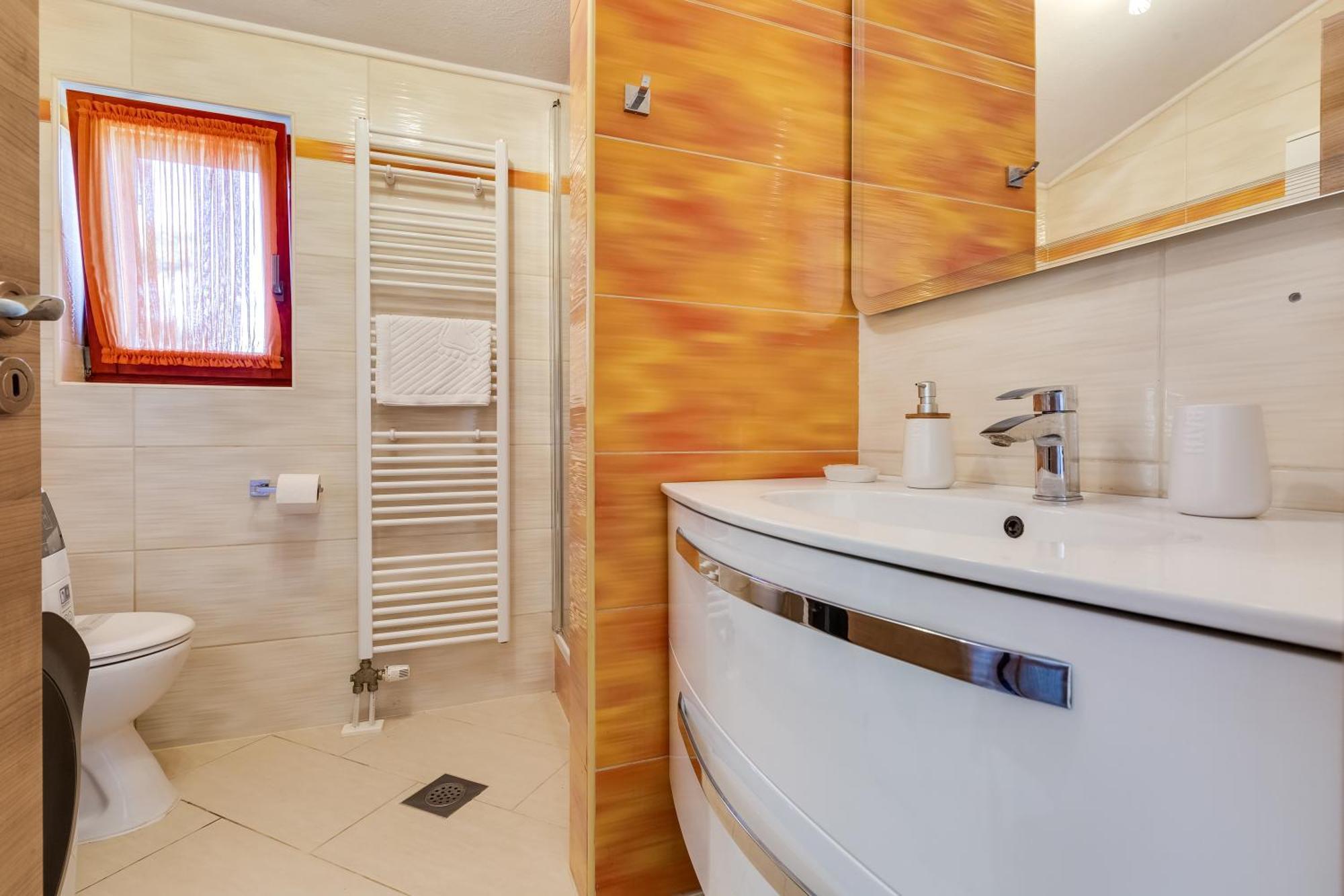 Dina Apartament